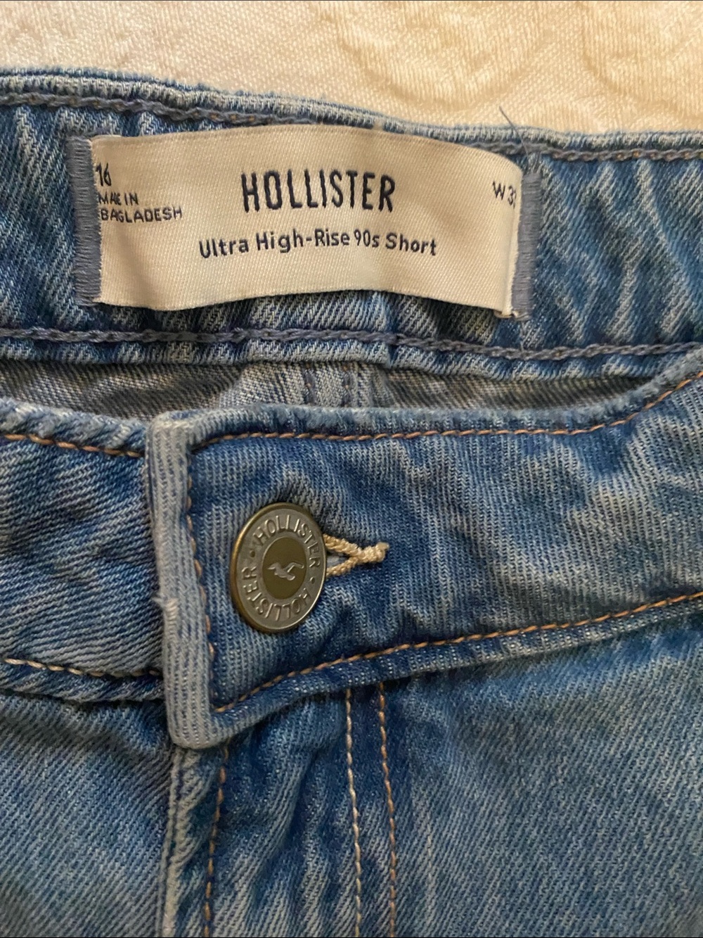 Hollister Frayed Hem Light Blue Denim Shorts - Picture 3 of 5